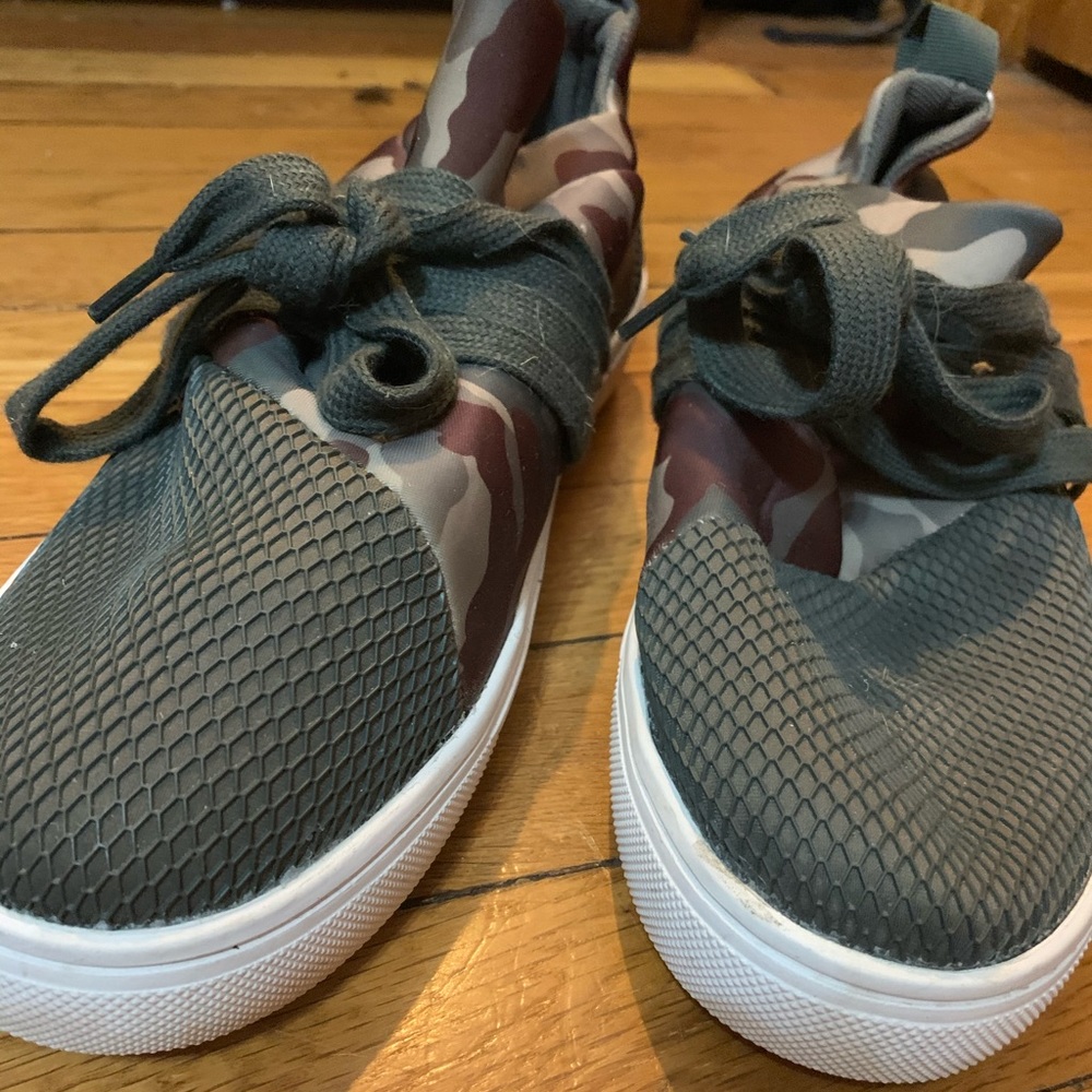 Camo Steve Madden sneakers